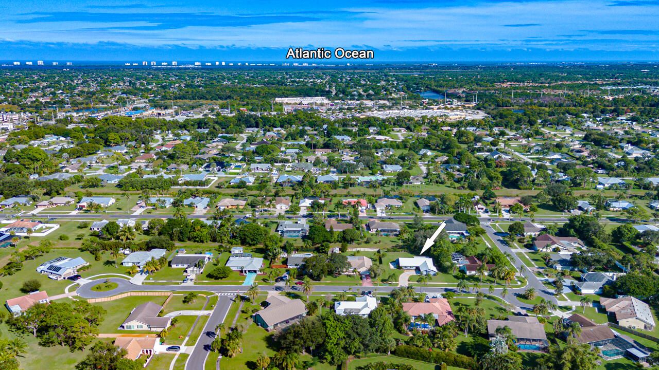 For Sale: $420,000 (3 beds, 2 baths, 1855 Square Feet)