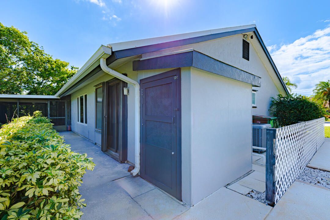 For Sale: $420,000 (3 beds, 2 baths, 1855 Square Feet)