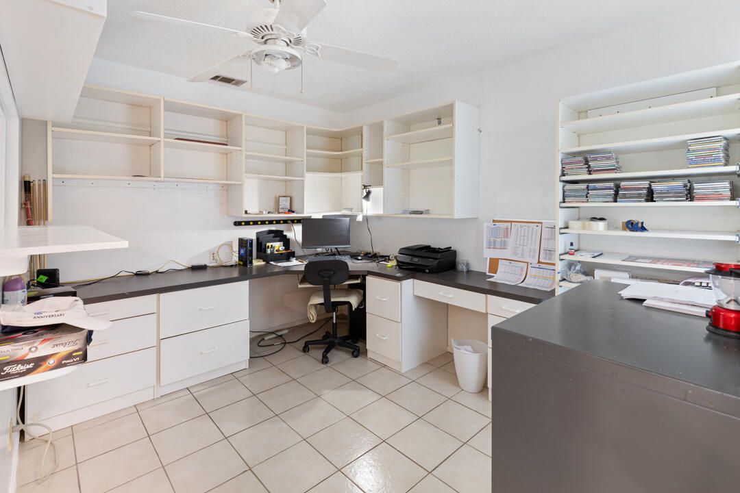 For Sale: $420,000 (3 beds, 2 baths, 1855 Square Feet)