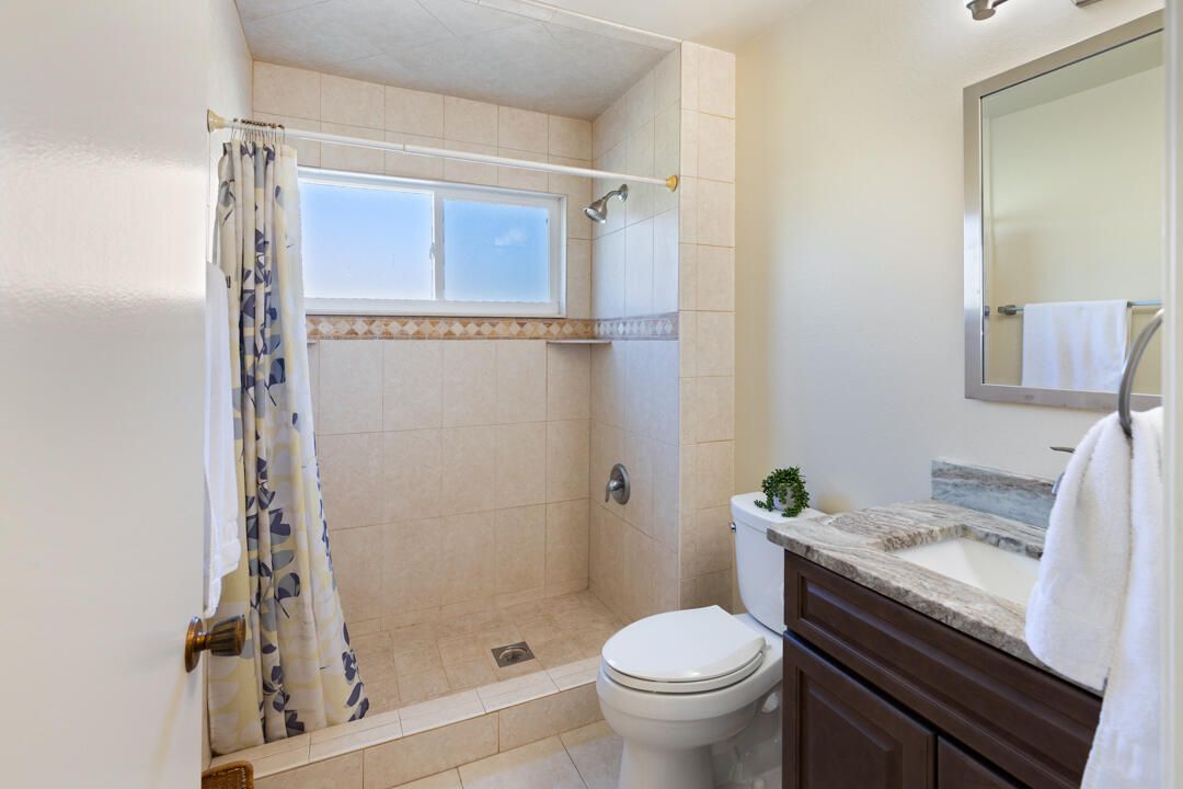 For Sale: $420,000 (3 beds, 2 baths, 1855 Square Feet)