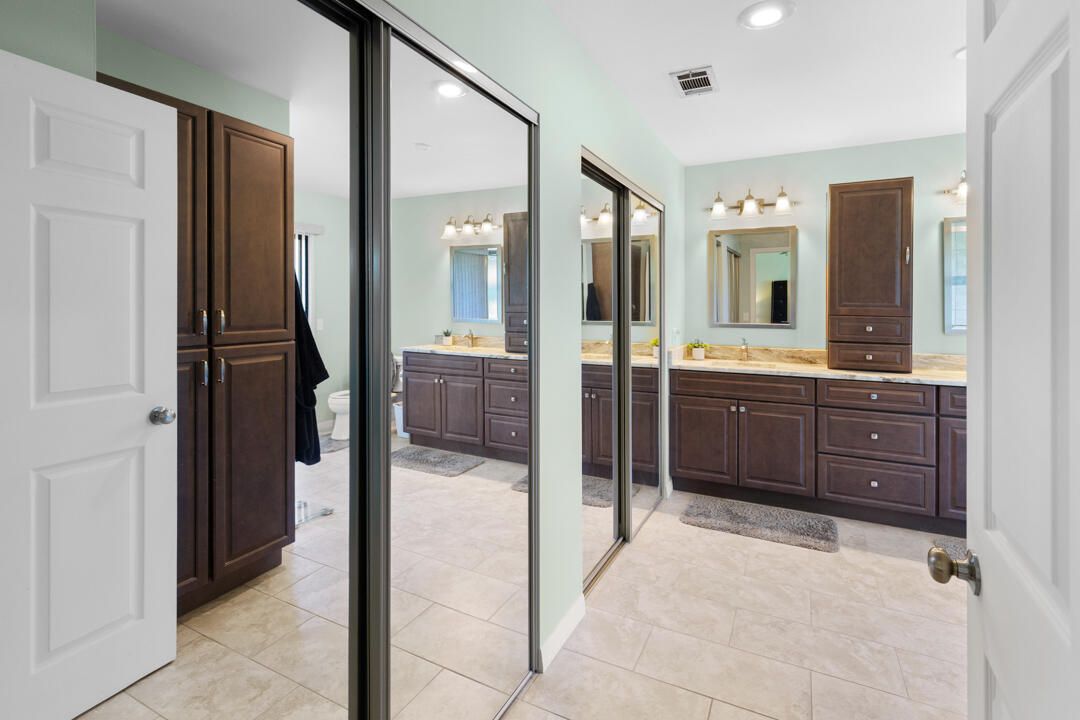 For Sale: $420,000 (3 beds, 2 baths, 1855 Square Feet)