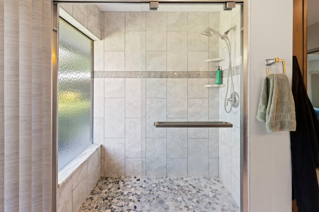 For Sale: $420,000 (3 beds, 2 baths, 1855 Square Feet)