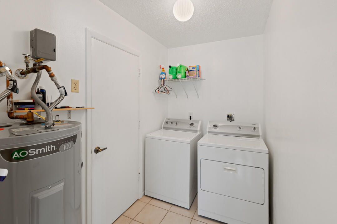 For Sale: $420,000 (3 beds, 2 baths, 1855 Square Feet)