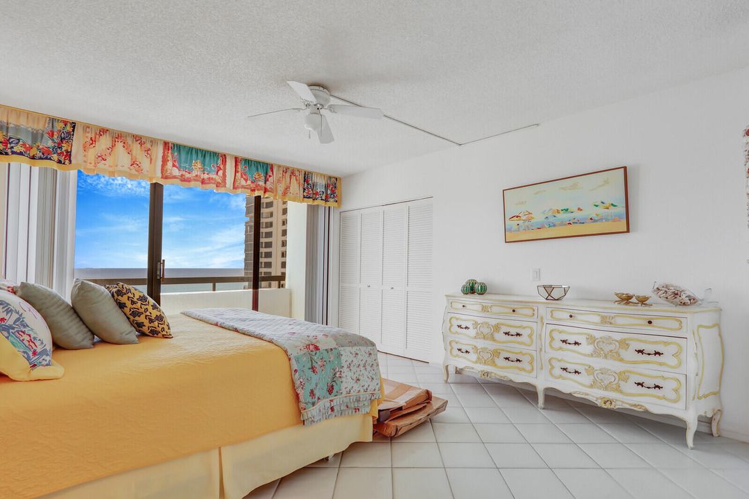 For Rent: $8,000 (2 beds, 3 baths, 2011 Square Feet)