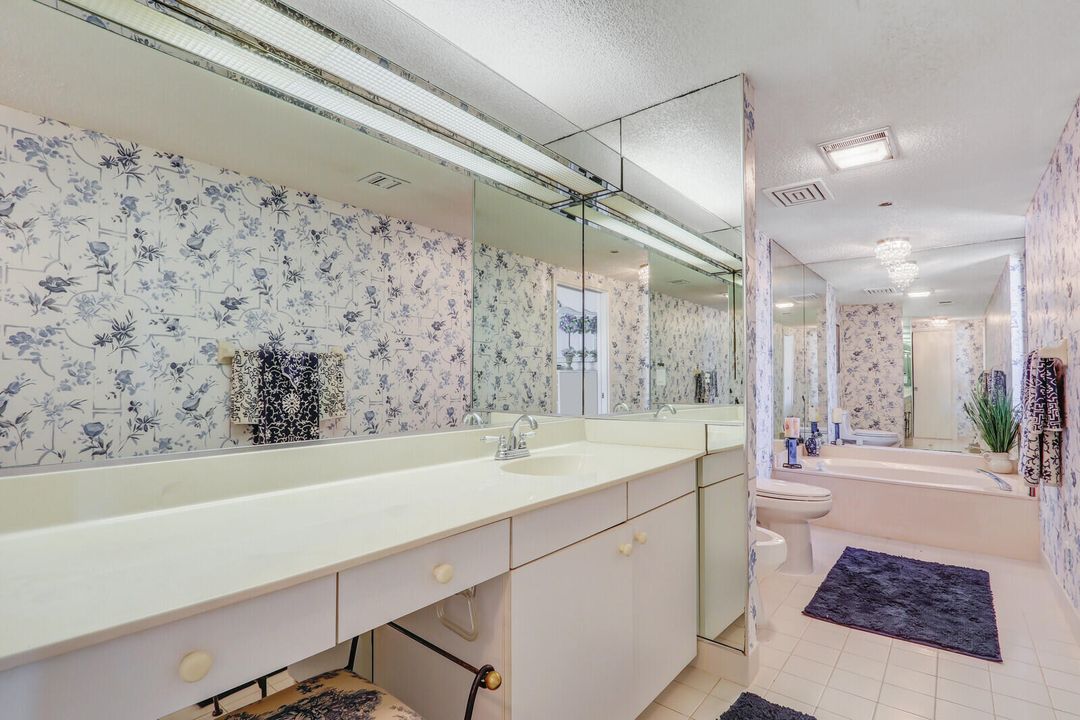 For Rent: $8,000 (2 beds, 3 baths, 2011 Square Feet)