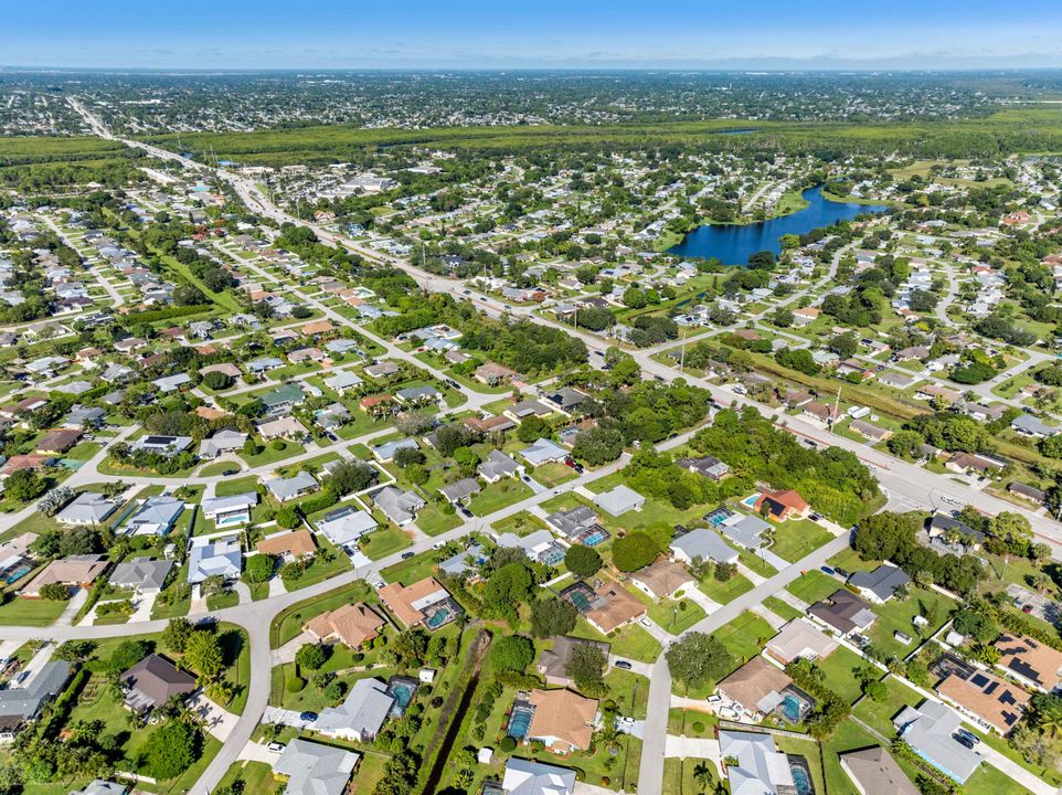 For Sale: $422,900 (3 beds, 2 baths, 1559 Square Feet)