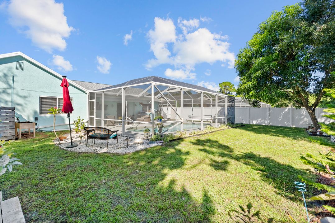 For Sale: $422,900 (3 beds, 2 baths, 1559 Square Feet)