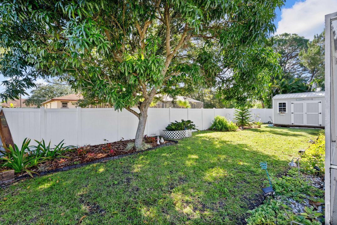 For Sale: $422,900 (3 beds, 2 baths, 1559 Square Feet)