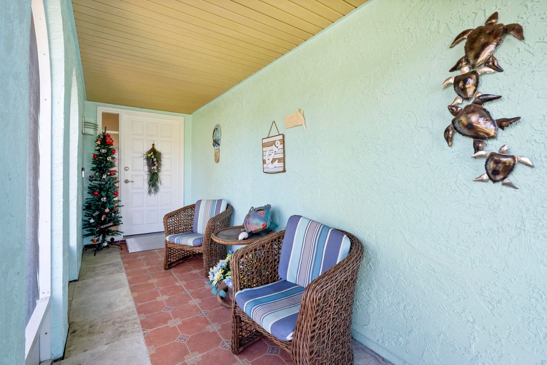 For Sale: $422,900 (3 beds, 2 baths, 1559 Square Feet)