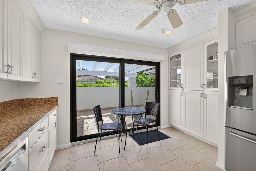 For Sale: $685,000 (2 beds, 2 baths, 1430 Square Feet)