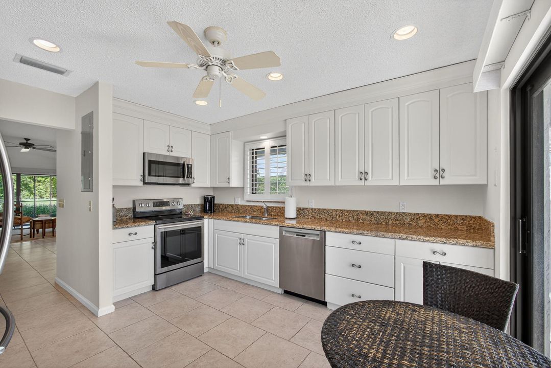 For Sale: $685,000 (2 beds, 2 baths, 1430 Square Feet)