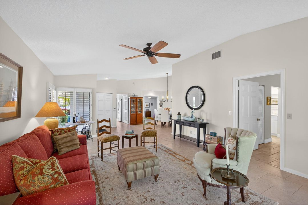 For Sale: $685,000 (2 beds, 2 baths, 1430 Square Feet)