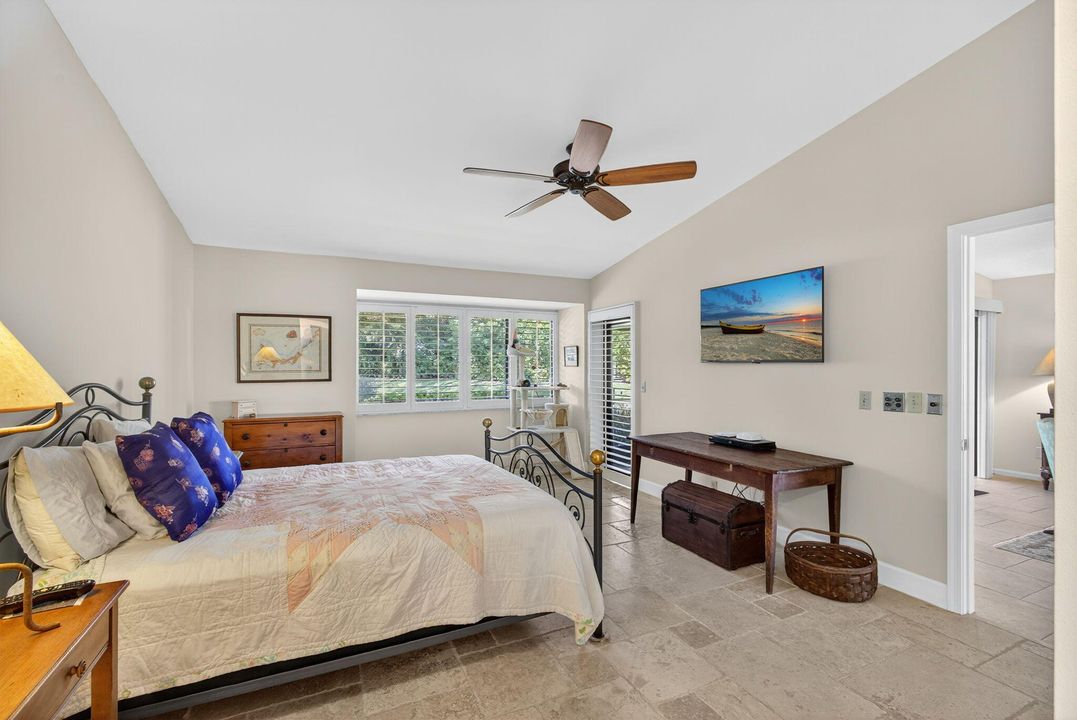 For Sale: $685,000 (2 beds, 2 baths, 1430 Square Feet)