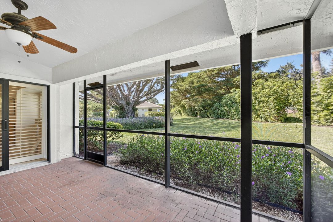 For Sale: $685,000 (2 beds, 2 baths, 1430 Square Feet)