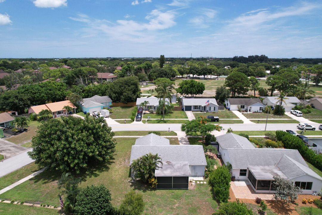 En Venta: $564,000 (3 camas, 2 baños, 1067 Pies cuadrados)