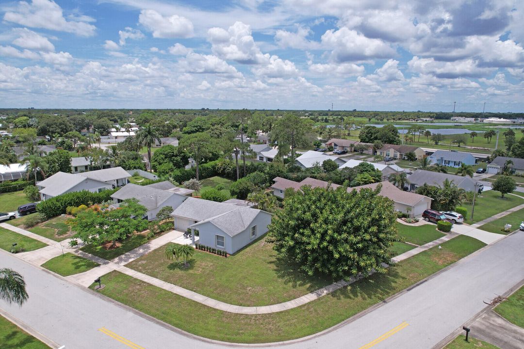 En Venta: $564,000 (3 camas, 2 baños, 1067 Pies cuadrados)