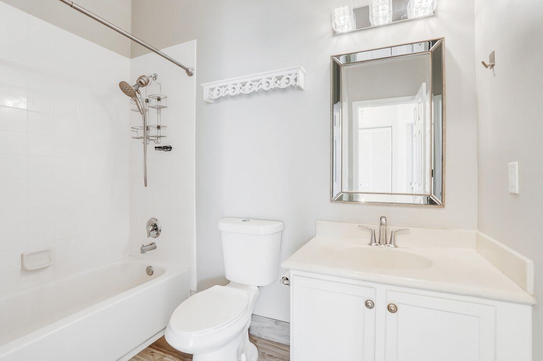 Под контрактом: $3,000 (2 спален, 2 ванн, 1056 Квадратных фут)