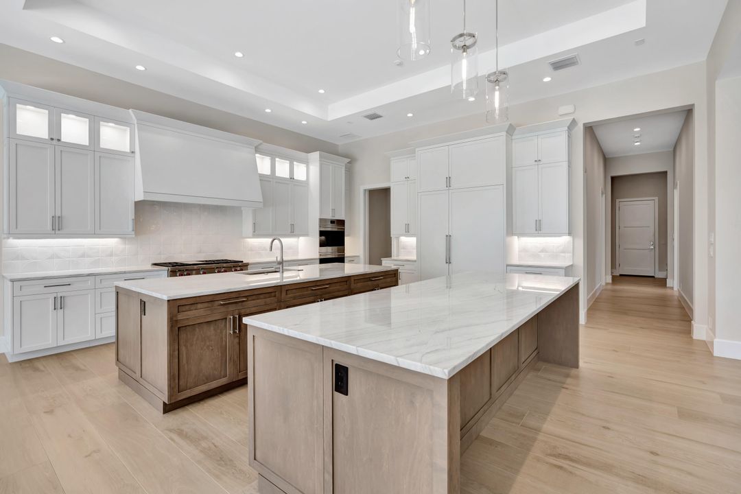 For Sale: $5,695,000 (4 beds, 4 baths, 5254 Square Feet)