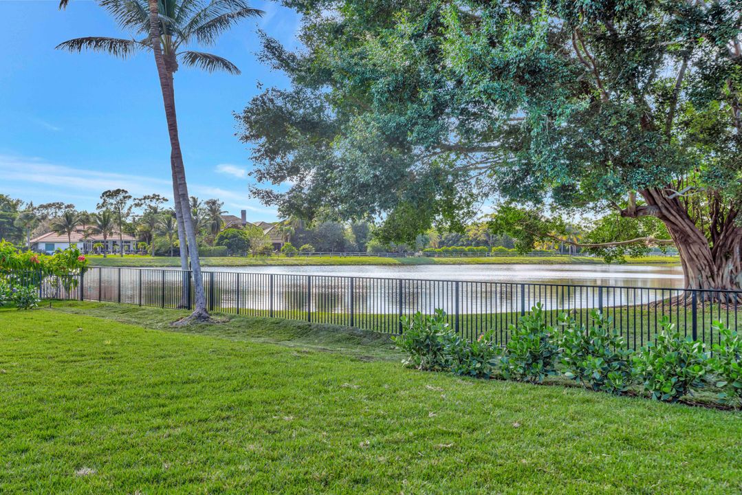 For Sale: $5,695,000 (4 beds, 4 baths, 5254 Square Feet)