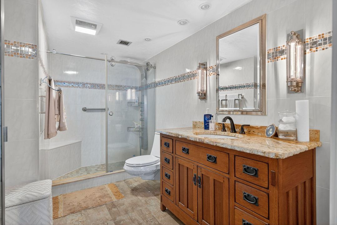 For Sale: $440,000 (2 beds, 2 baths, 1323 Square Feet)