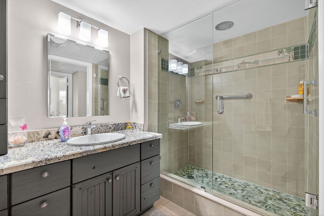 For Sale: $440,000 (2 beds, 2 baths, 1323 Square Feet)