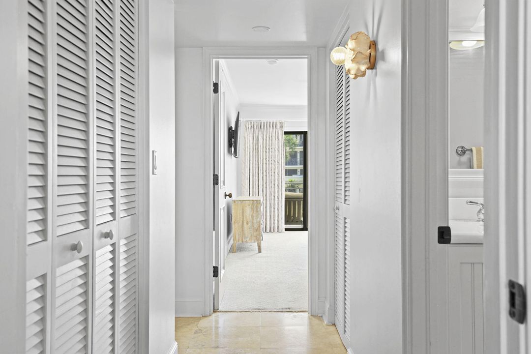 待售: $625,000 (2 贝兹, 2 浴室, 1130 平方英尺)