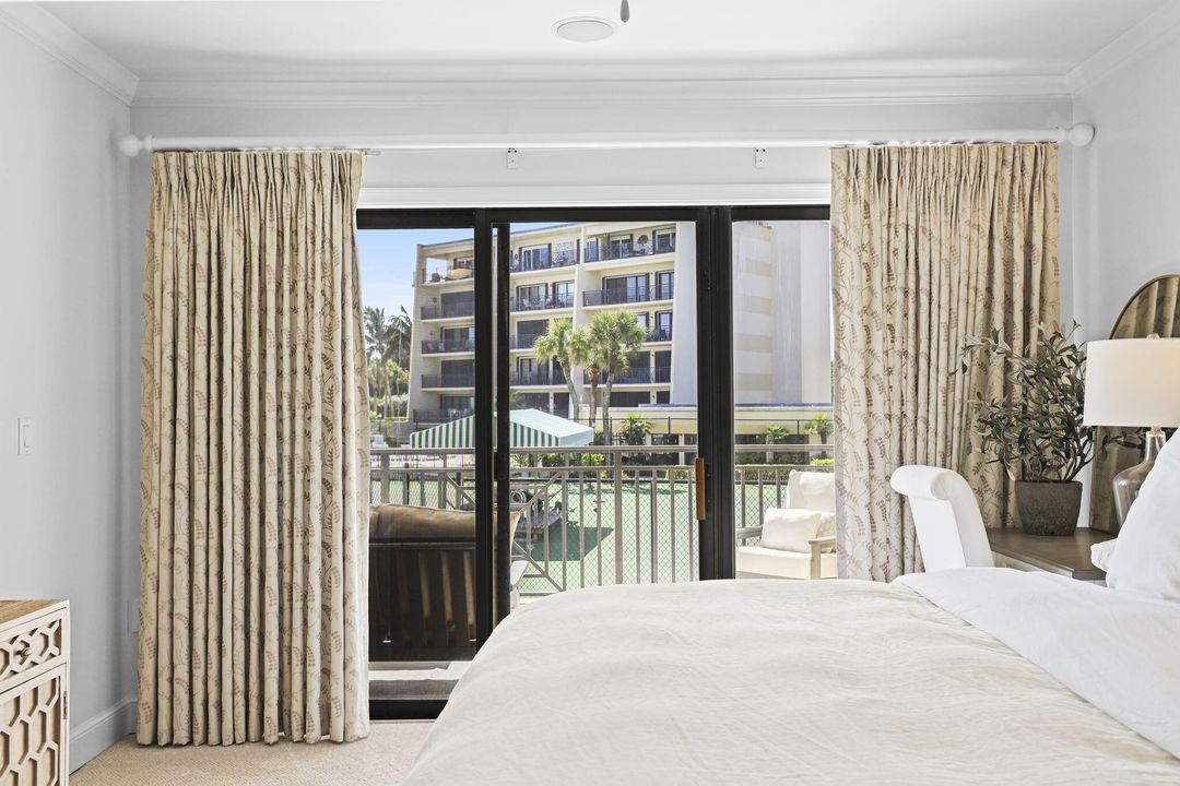 待售: $625,000 (2 贝兹, 2 浴室, 1130 平方英尺)