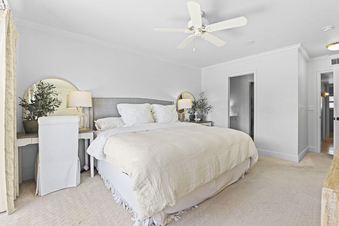 待售: $625,000 (2 贝兹, 2 浴室, 1130 平方英尺)