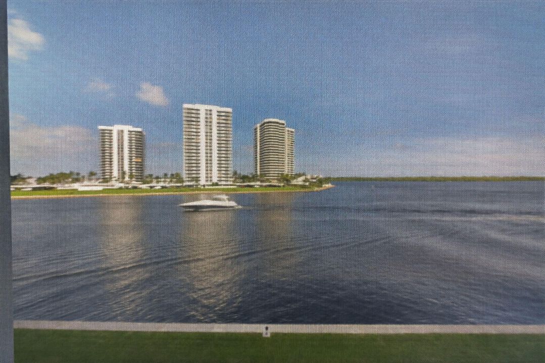 For Sale: $440,000 (2 beds, 2 baths, 1323 Square Feet)