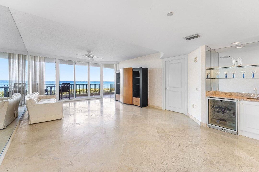 На продажу: $1,750,000 (3 спален, 2 ванн, 2019 Квадратных фут)