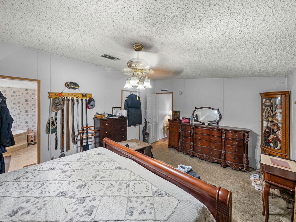 En Venta: $369,900 (3 camas, 2 baños, 1512 Pies cuadrados)