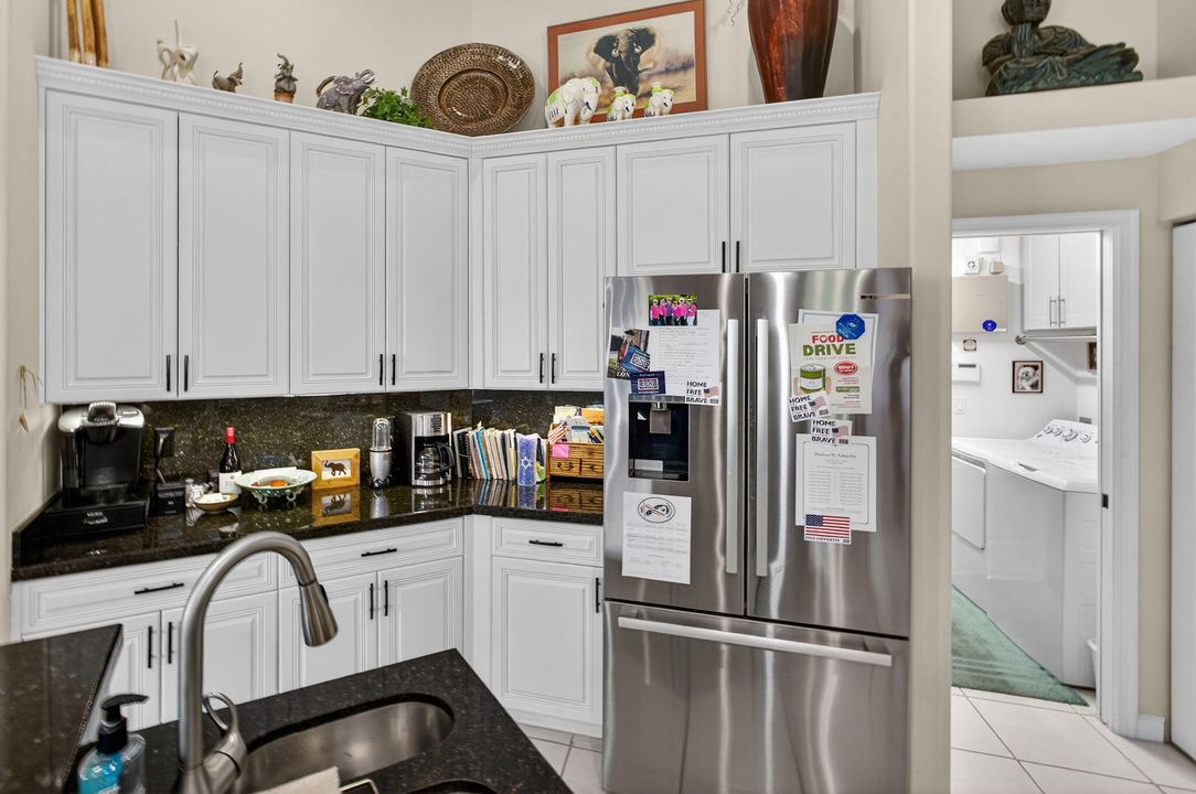 For Sale: $1,395,000 (4 beds, 3 baths, 2454 Square Feet)