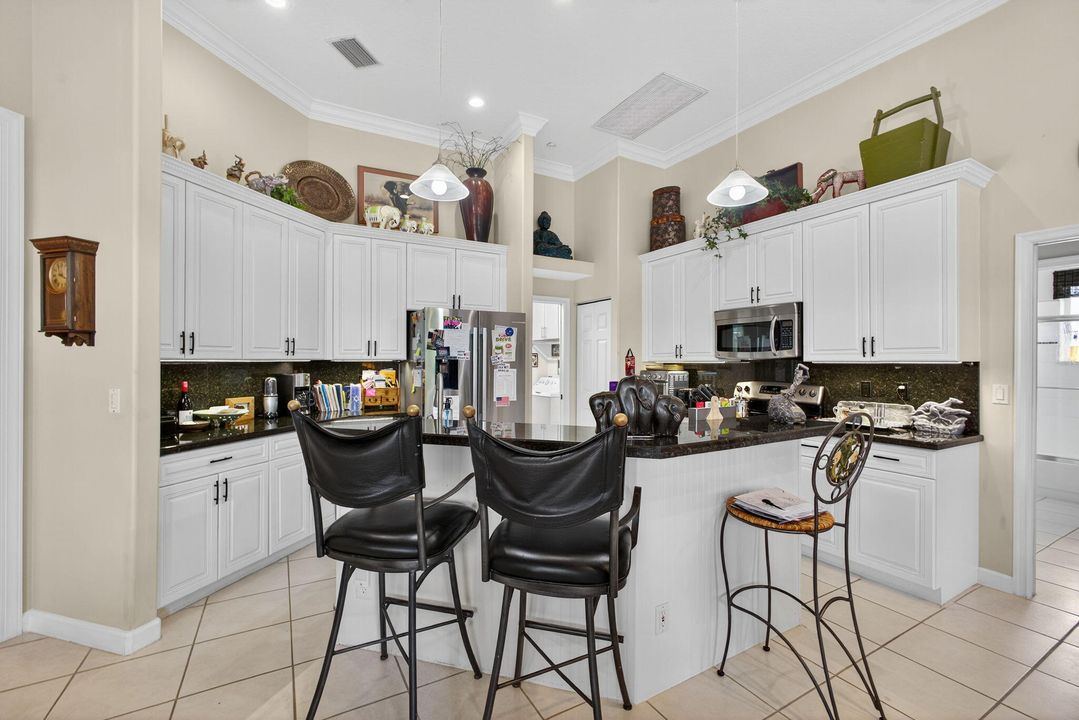 For Sale: $1,395,000 (4 beds, 3 baths, 2454 Square Feet)