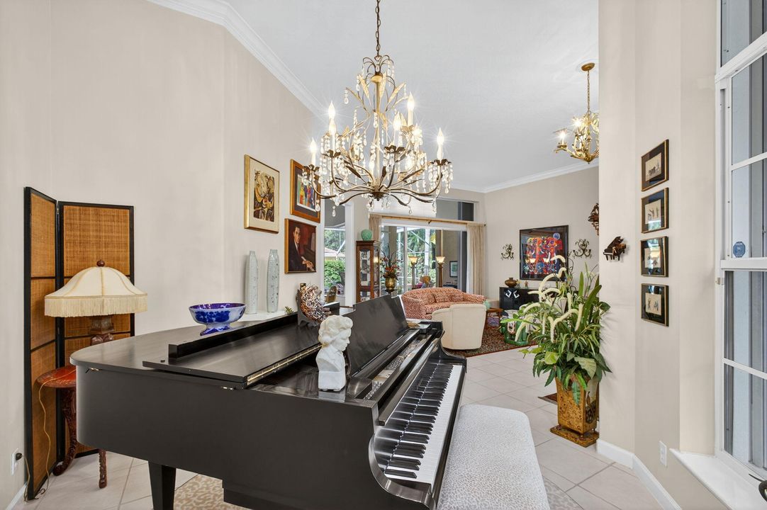 For Sale: $1,395,000 (4 beds, 3 baths, 2454 Square Feet)