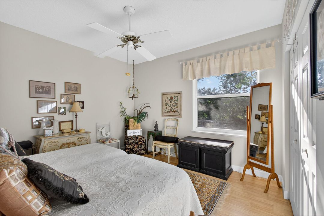 For Sale: $1,395,000 (4 beds, 3 baths, 2454 Square Feet)