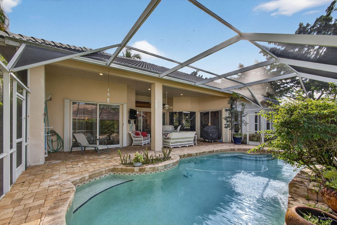 For Sale: $1,395,000 (4 beds, 3 baths, 2454 Square Feet)