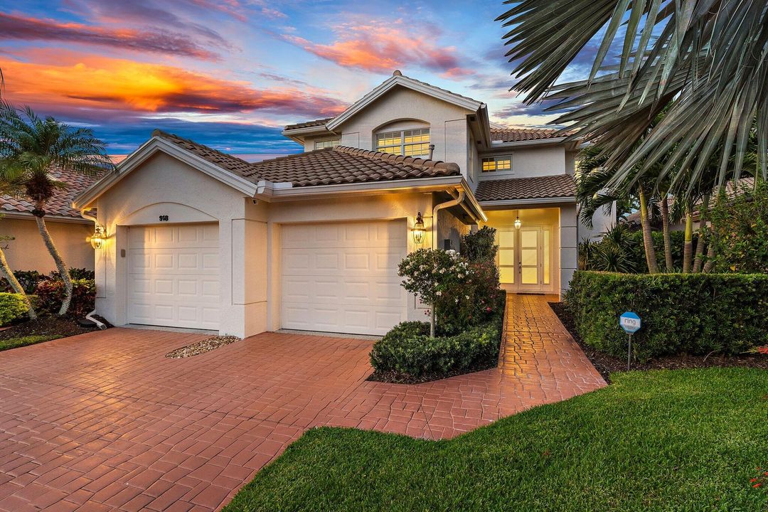 En Venta: $1,700,000 (3 camas, 3 baños, 2648 Pies cuadrados)