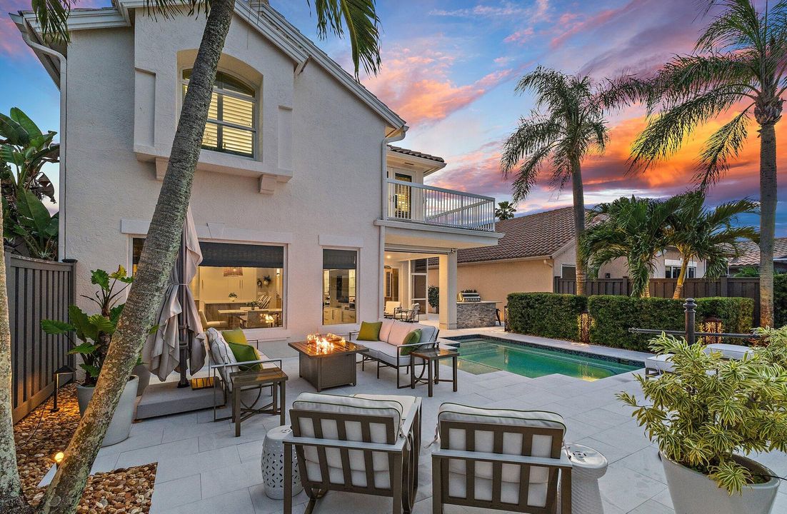 En Venta: $1,700,000 (3 camas, 3 baños, 2648 Pies cuadrados)