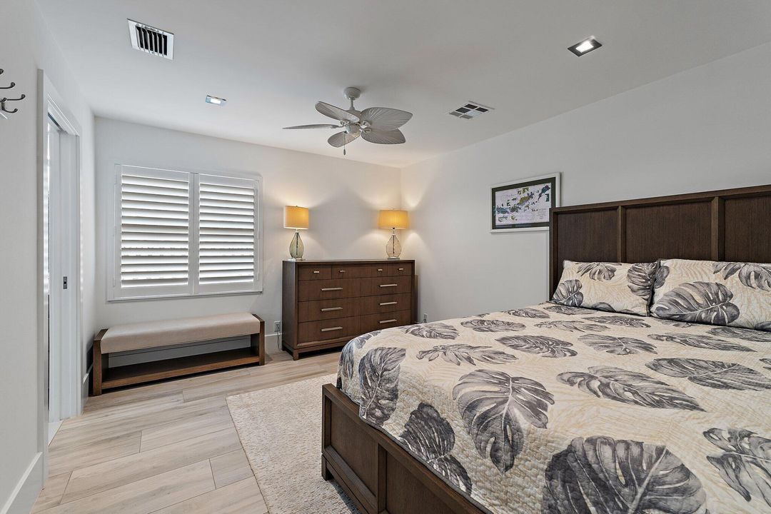 En Venta: $1,700,000 (3 camas, 3 baños, 2648 Pies cuadrados)