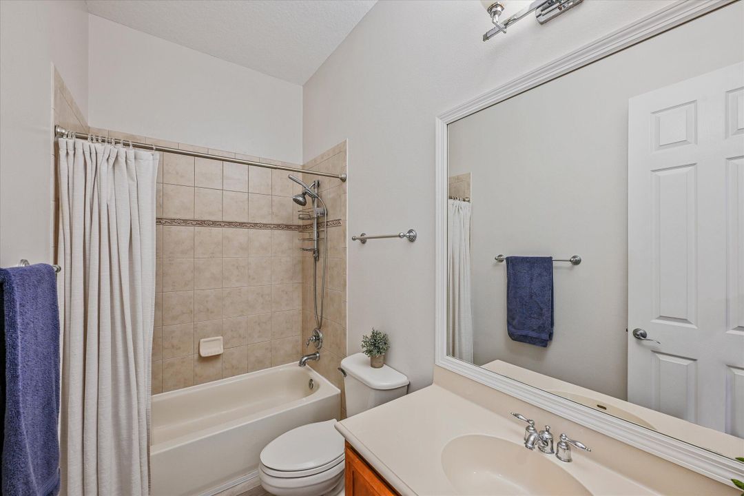 Active With Contract: $499,925 (3 beds, 2 baths, 1410 Square Feet)