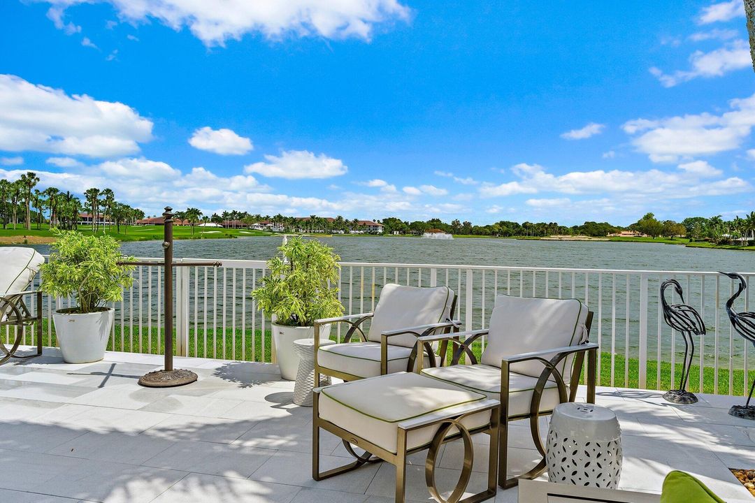 En Venta: $1,700,000 (3 camas, 3 baños, 2648 Pies cuadrados)