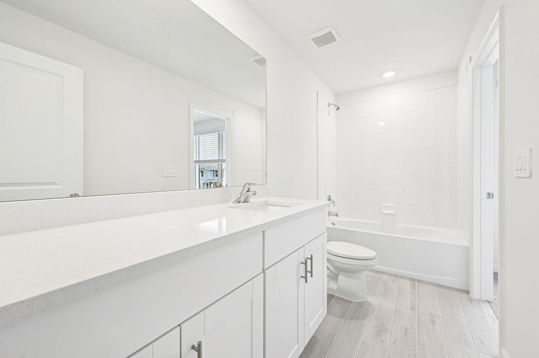 For Sale: $324,430 (3 beds, 2 baths, 1808 Square Feet)