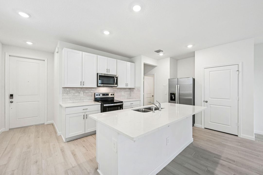 For Sale: $324,430 (3 beds, 2 baths, 1808 Square Feet)