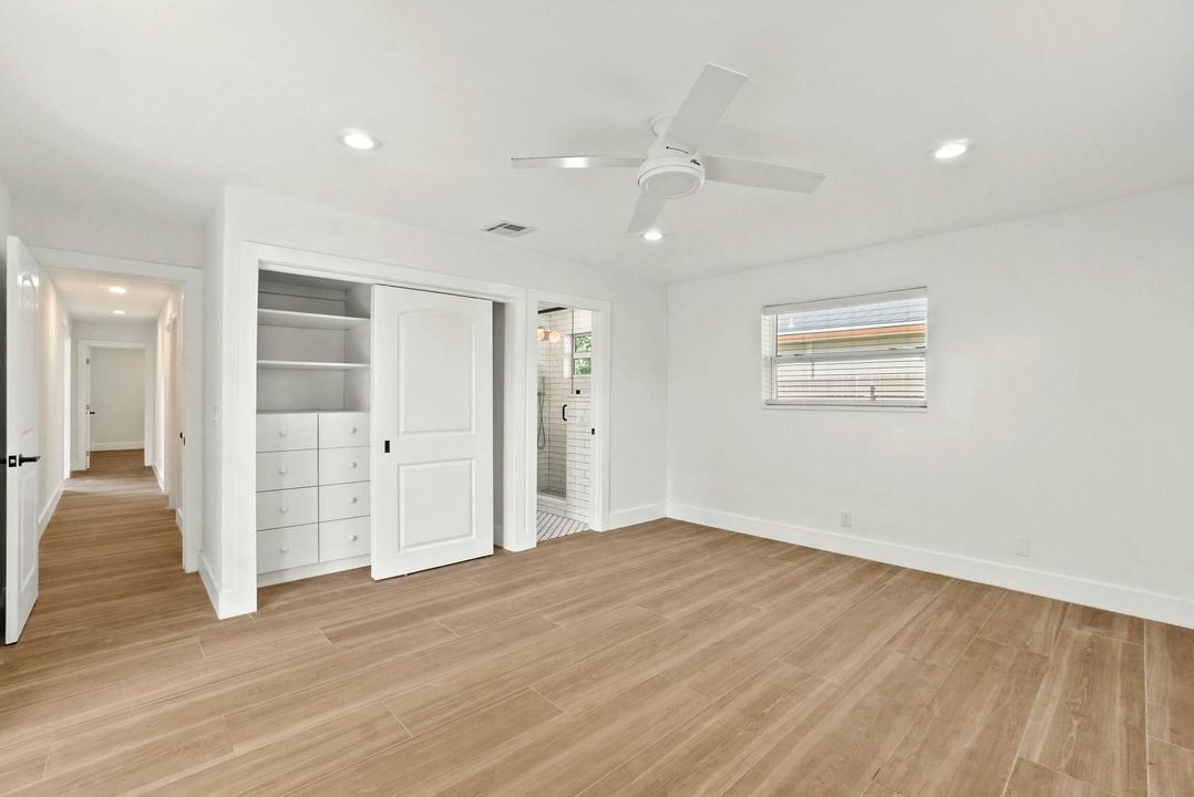 出租: $5,100 (3 贝兹, 3 浴室, 1890 平方英尺)