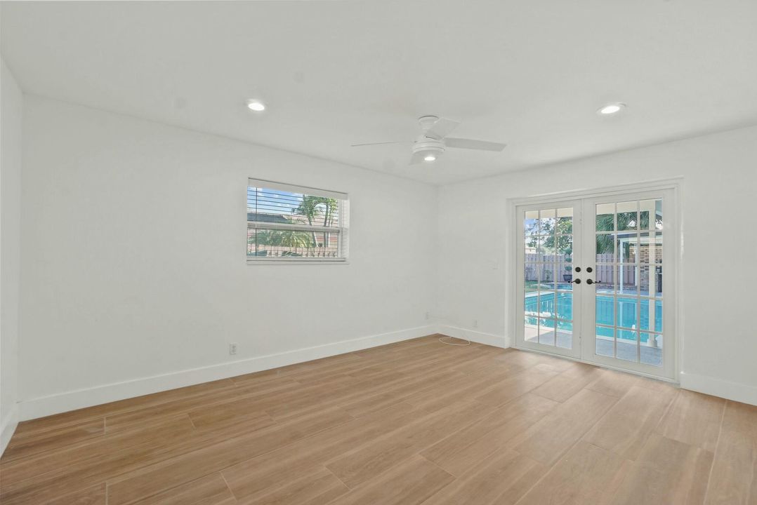 出租: $5,100 (3 贝兹, 3 浴室, 1890 平方英尺)