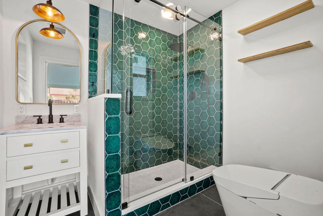 出租: $5,100 (3 贝兹, 3 浴室, 1890 平方英尺)