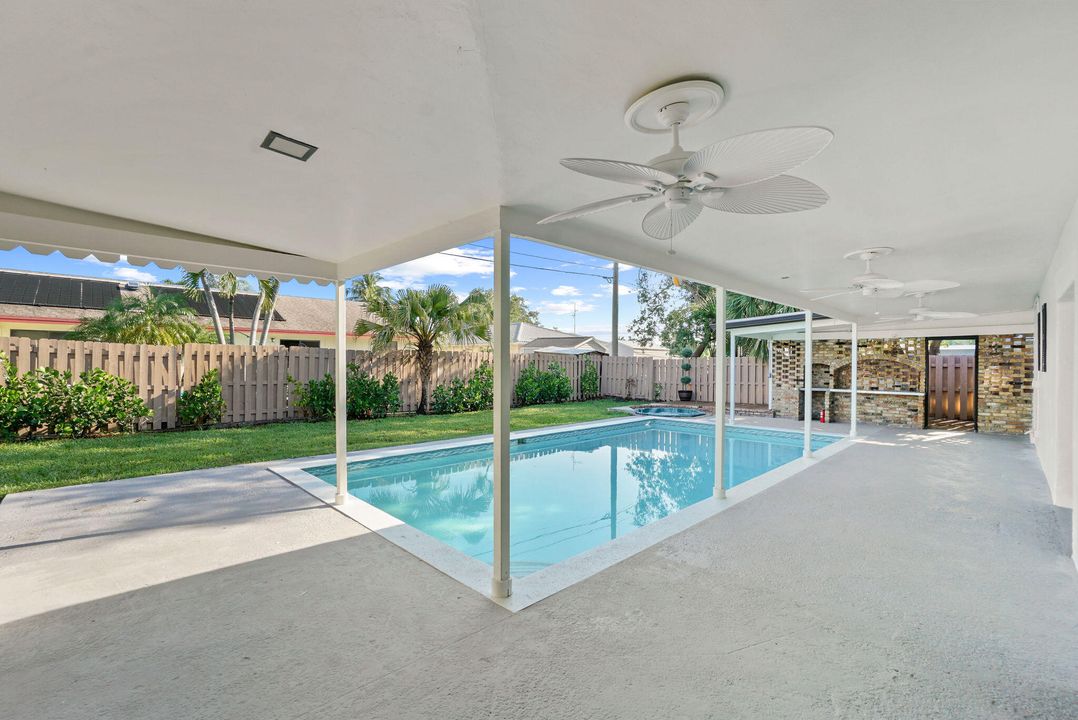 出租: $5,100 (3 贝兹, 3 浴室, 1890 平方英尺)