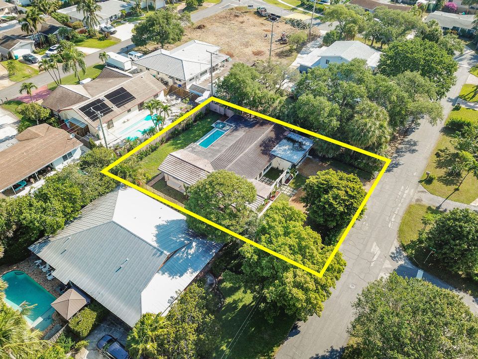 出租: $5,100 (3 贝兹, 3 浴室, 1890 平方英尺)