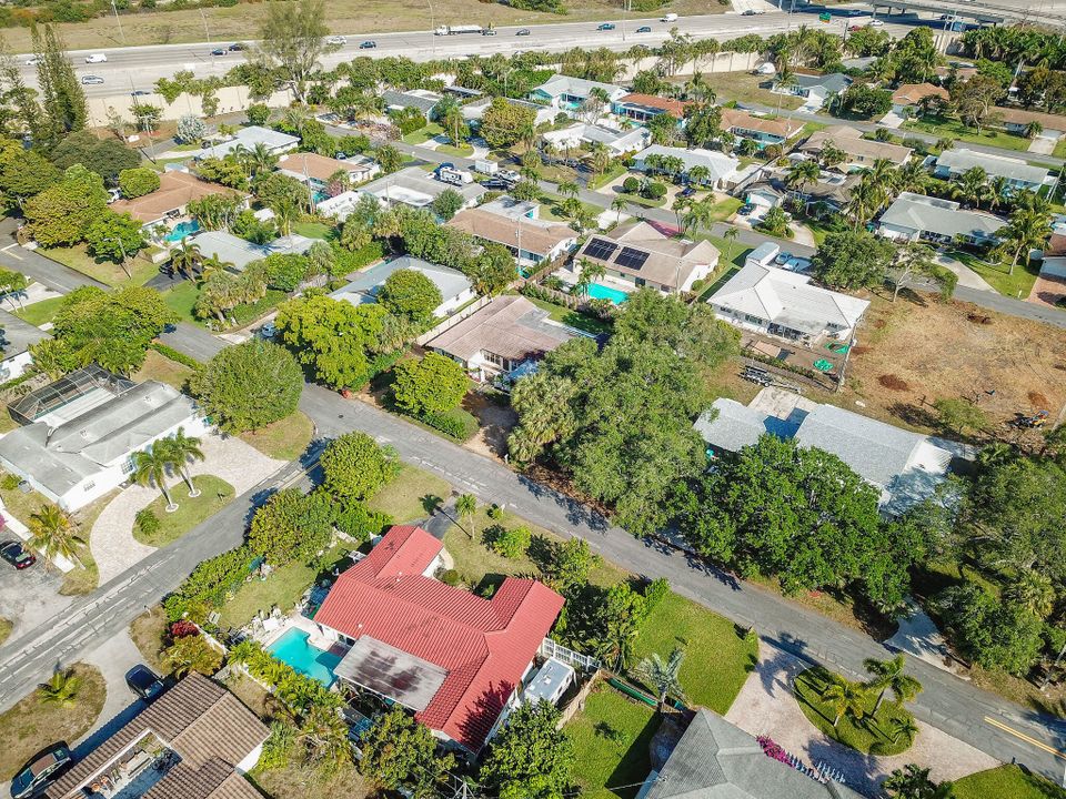 出租: $5,100 (3 贝兹, 3 浴室, 1890 平方英尺)