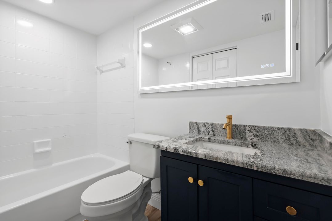 Active With Contract: $220,000 (2 beds, 2 baths, 1018 Square Feet)